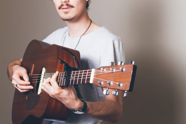 的吉他手图片下载