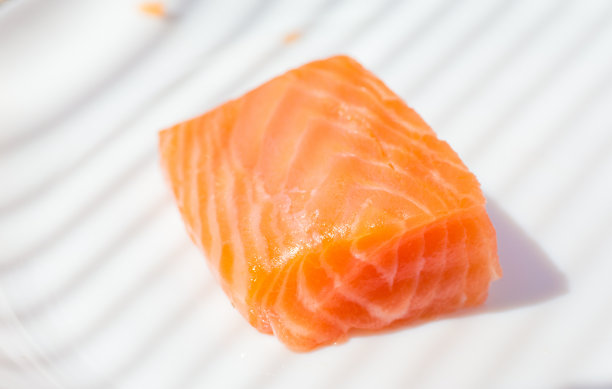 三片鲑鱼图片下载