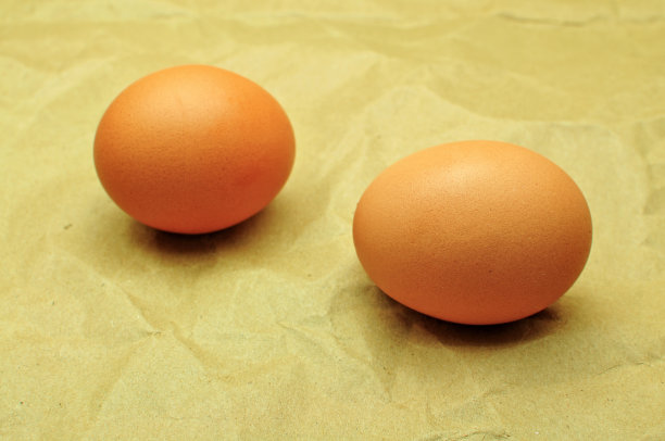 两个鸡蛋图片下载