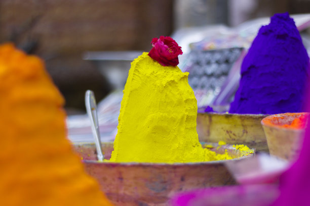 市场上的印度胡里节颜色图片下载