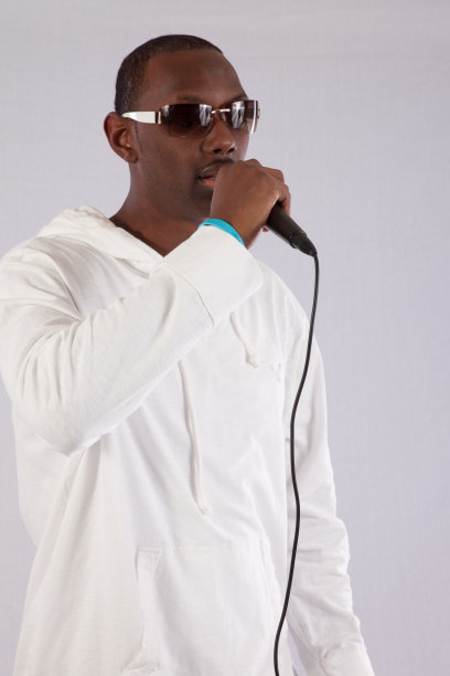 黑人唱歌图片下载