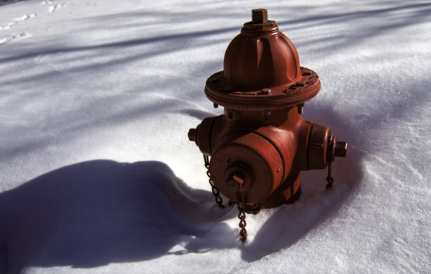 雪消防栓。图片下载