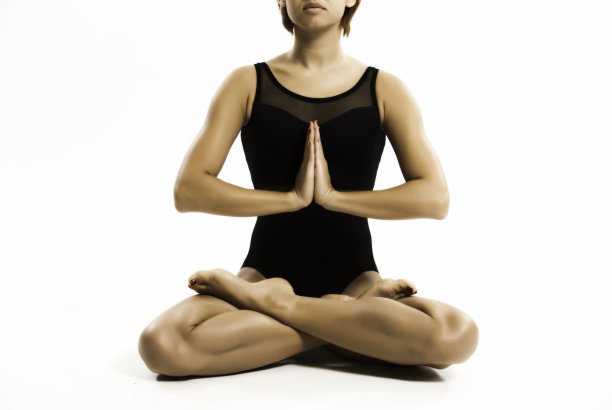 做瑜伽的女孩图片下载