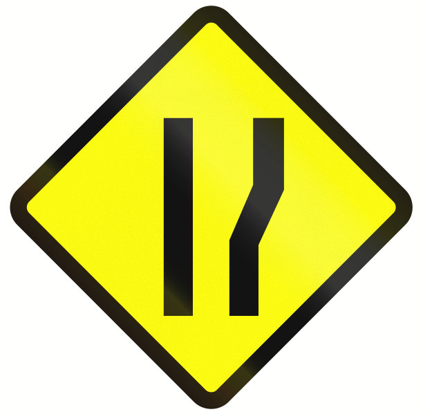 印尼右侧道路变宽图片下载