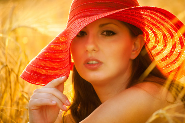 red hat简图片下载