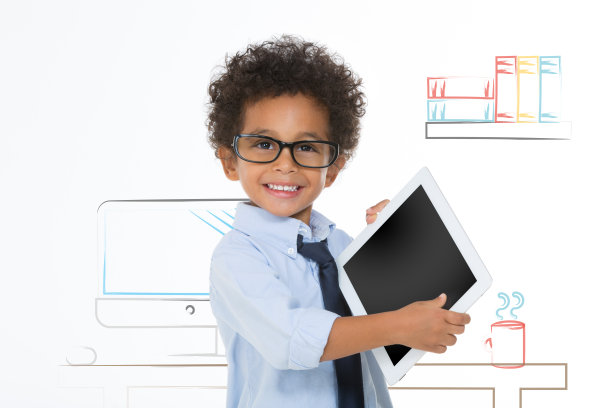 小孩拿着药片图片下载