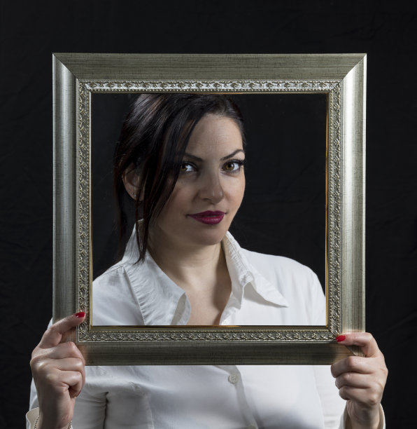 身材漂亮的女人图片下载