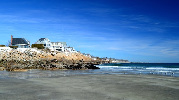 海岸的房子图片下载