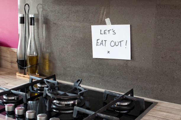 我们出去吃吧!图片下载