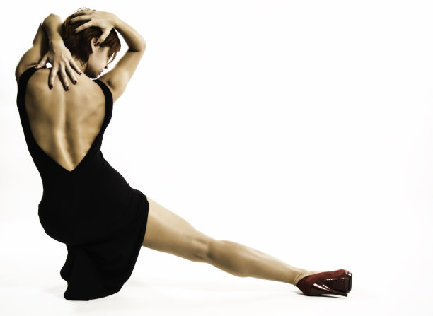 女人跳舞图片下载