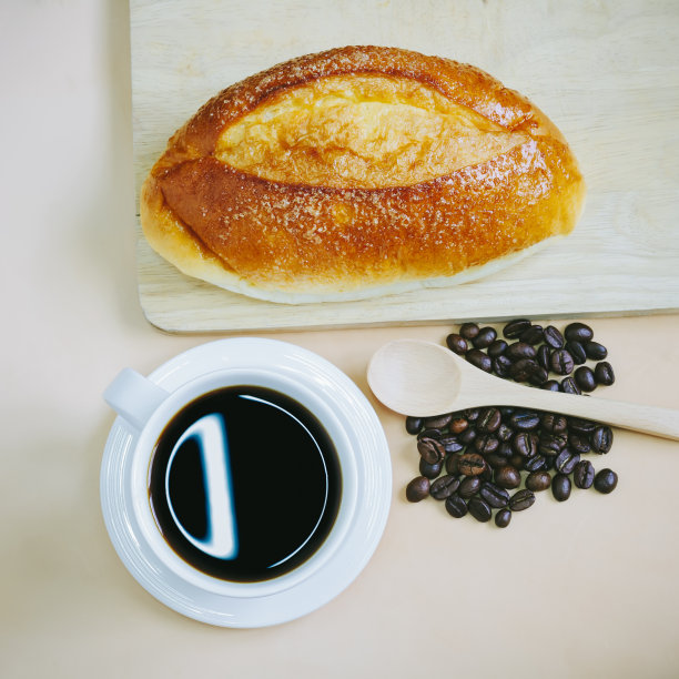 咖啡和面包图片下载