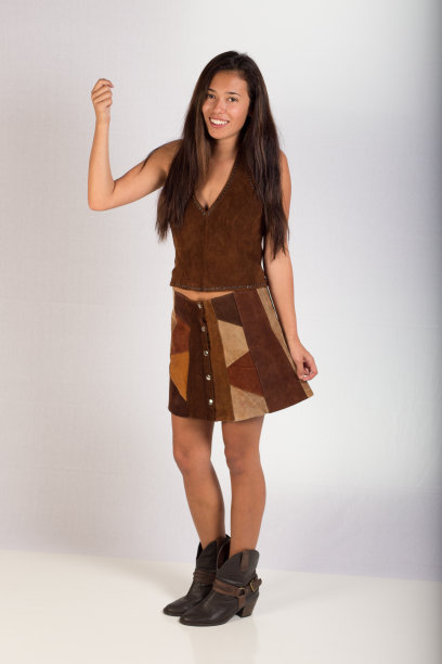 女孩在西方麂皮外套图片下载