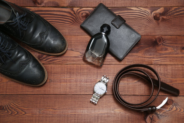 男装业务配件和服装的收藏。图片下载