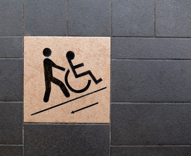 轮椅坡道标志图片下载