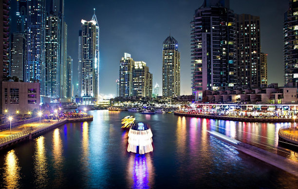 迪拜码头夜景图片下载
