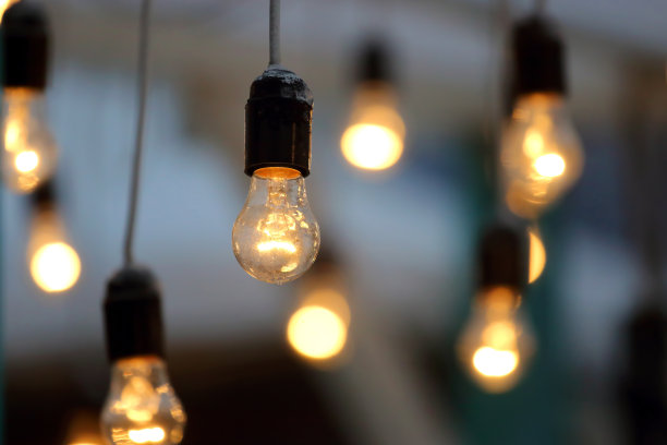 吊灯照片素材ID：127502452