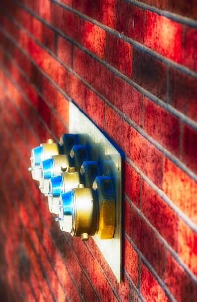 砖墙上的外部连接图片下载