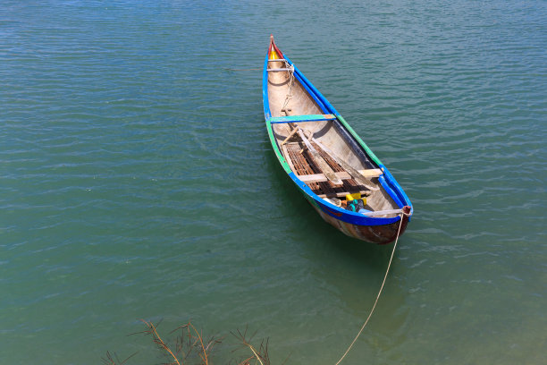 越南潘朗的渔船照片图片下载