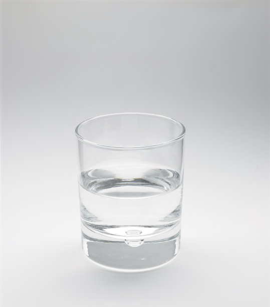 一杯水图片下载