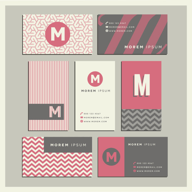 一套协调的名片设计与字母M素材图片