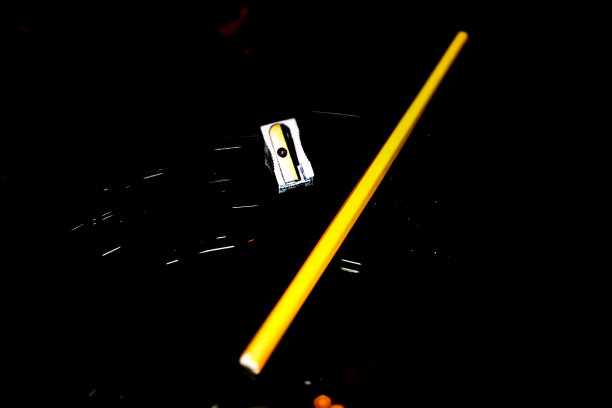 铅笔和小刀图片下载