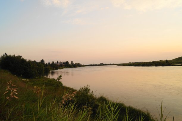 河上的日落图片下载