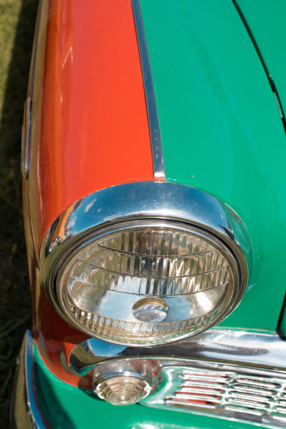 复古汽车前灯特写图片下载