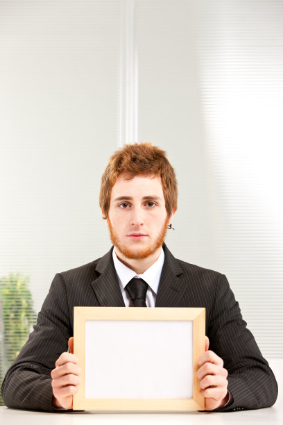 阿威玛阿威玛阿威玛阿威玛阿威玛阿威玛在丛林里强大的丛林图片下载