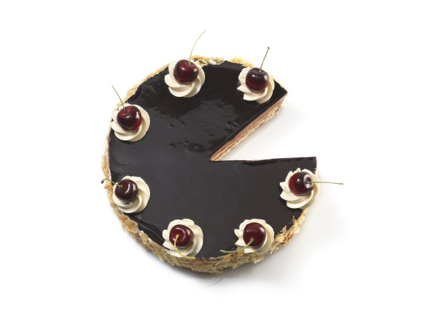 樱桃杏仁巧克力蛋糕图片下载