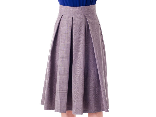 白色背景上的裙子图片下载