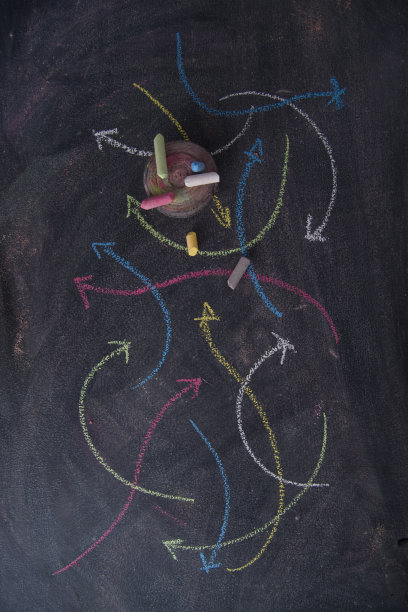 色箭头曲线图片下载