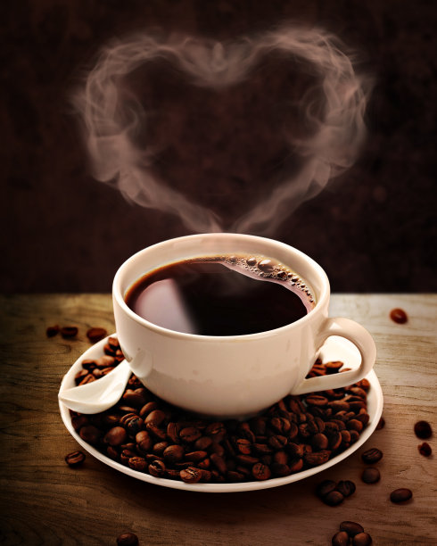 咖啡杯，咖啡豆与剪切路径- 2图片下载