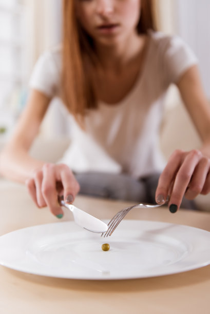 营养不良的本质图片下载