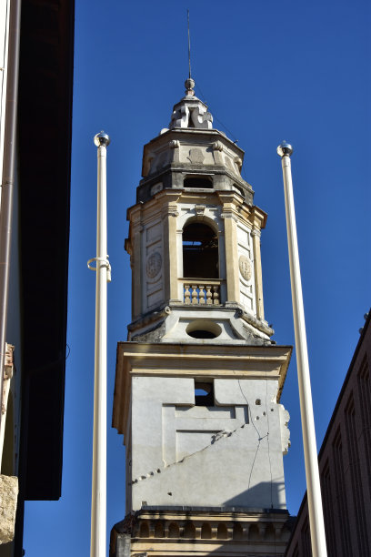 维罗纳的圣塞巴斯蒂安钟楼图片下载