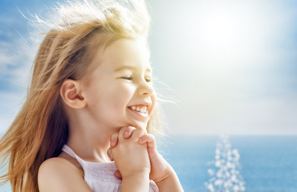 美丽的孩子图片下载