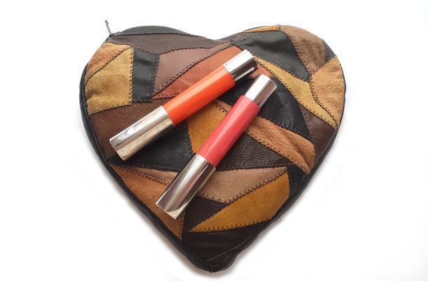 女士化妆品和唇彩手袋图片下载