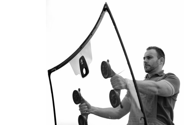 挡风玻璃取代图片下载