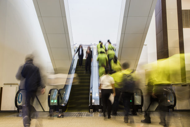 自动扶梯高峰时间图片下载