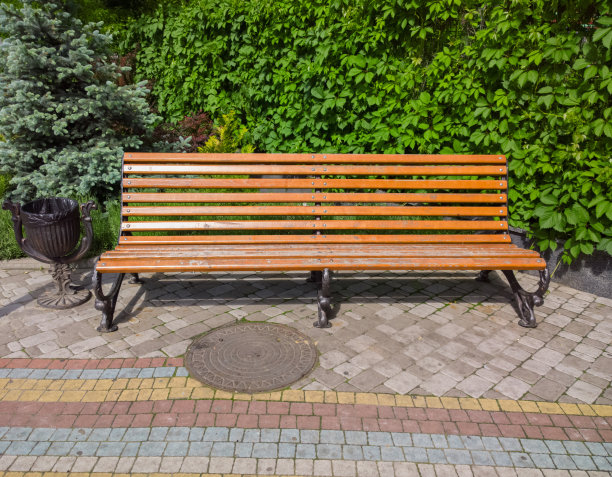公园里的长椅。图片下载
