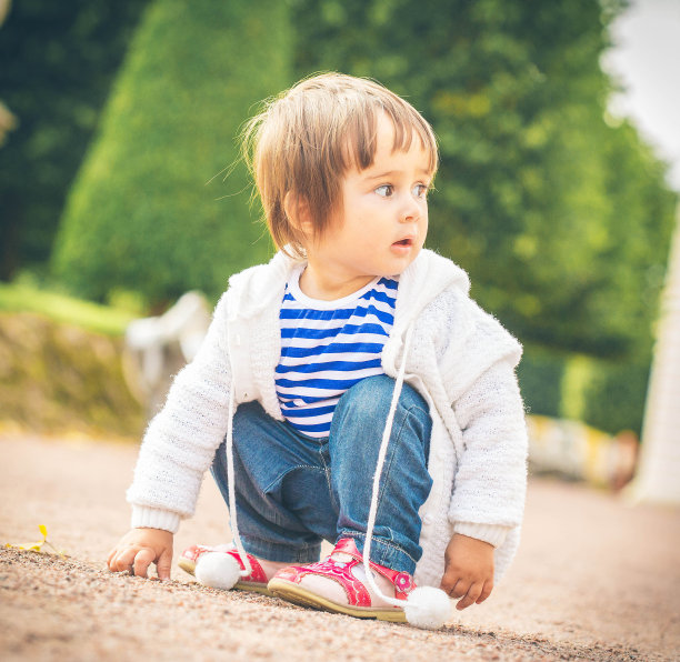 父亲与孩子的自然图片下载