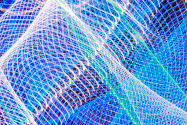 黑色上抽象的光线图片下载