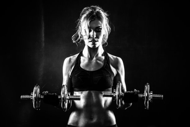 与哑铃健身图片下载