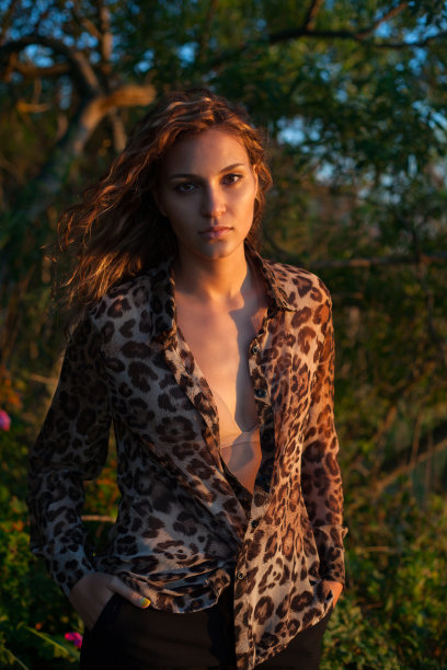 美丽的女孩肖像图片下载