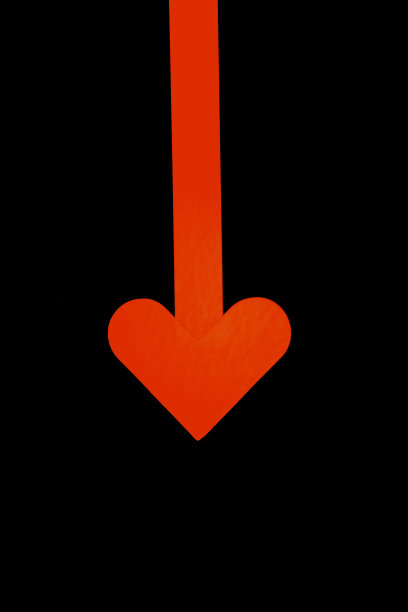 爱情标志红心形箭象征浪漫图片下载