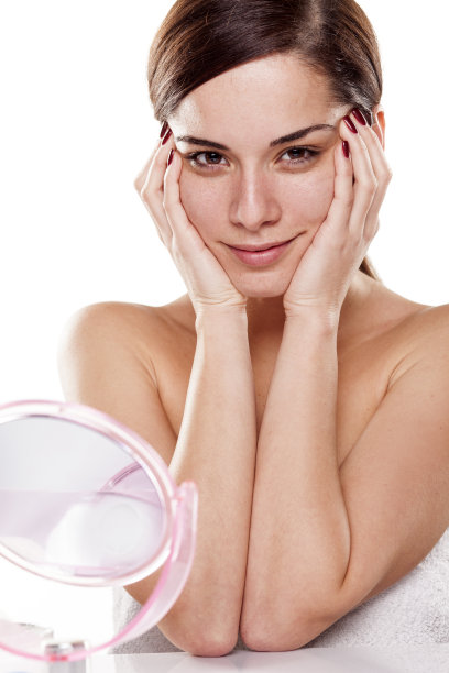 没有化妆的积极女孩图片下载