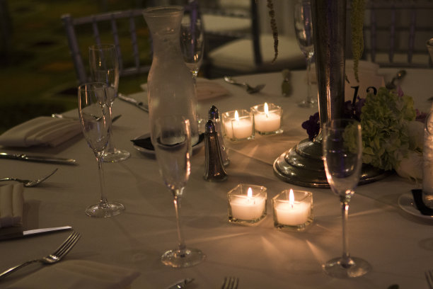 浪漫的烛光晚餐图片下载