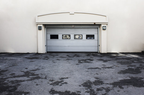 停车场的门图片下载