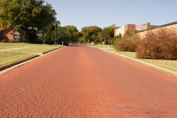 红色的砖路图片下载