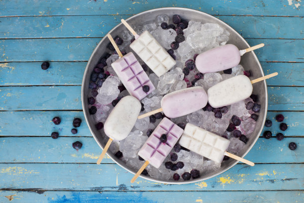 蓝莓酸奶冰棒图片下载