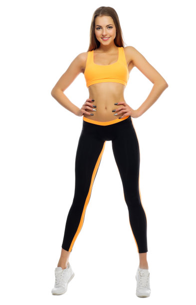 年轻女孩在做体操图片下载